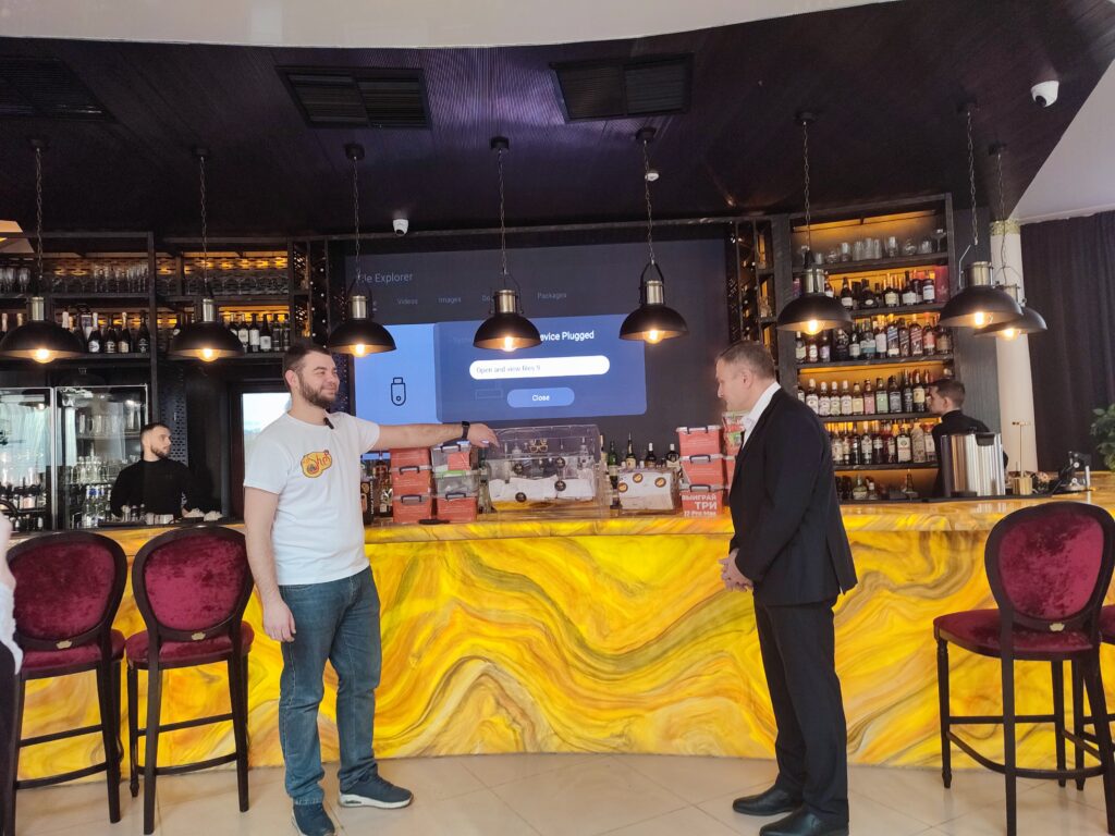 Ресторан Корона Донецк ДНР бар